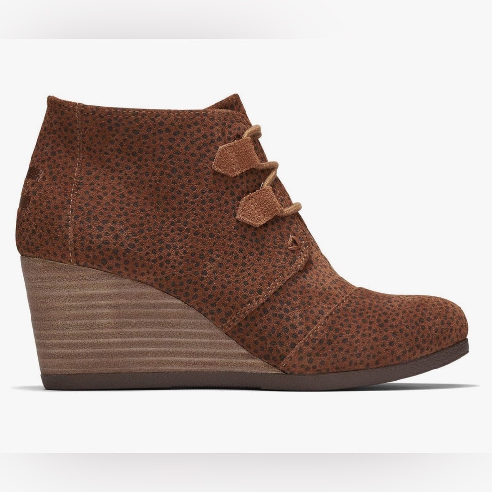 TOMS Kala Tan Mini Cheetah Suede Wedge LaceUp Round Toe Booties Ortholite Insole